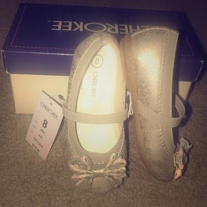 Brand New Gold Flats with Bow